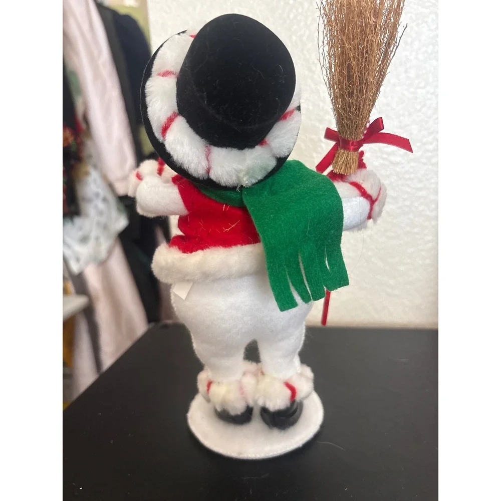 Annalee 2008 Snowman with Broom and Candy Canes Holiday Felt Doll 10 Inch Decor